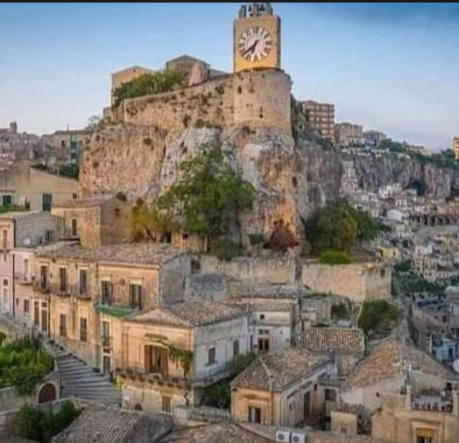 Casa Vacanze Modica Charme Екстериор снимка