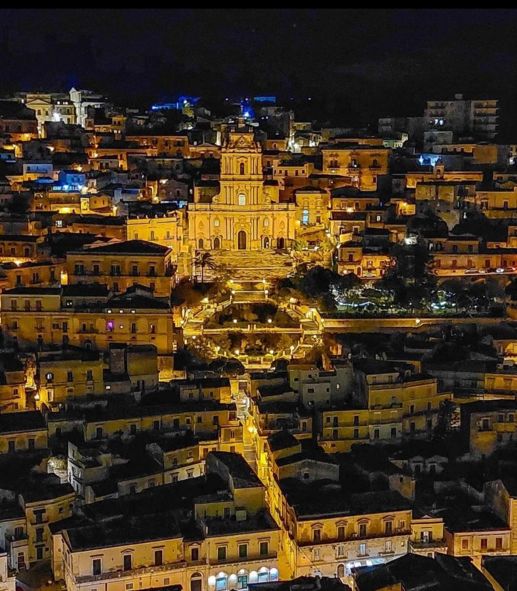 Casa Vacanze Modica Charme Екстериор снимка